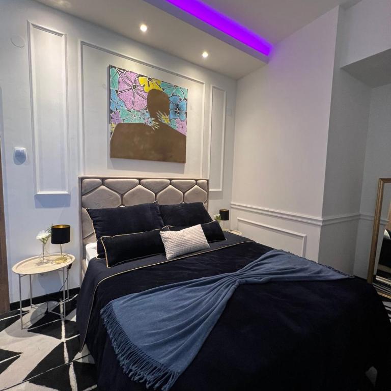 Victory - Budget Double Room - 2