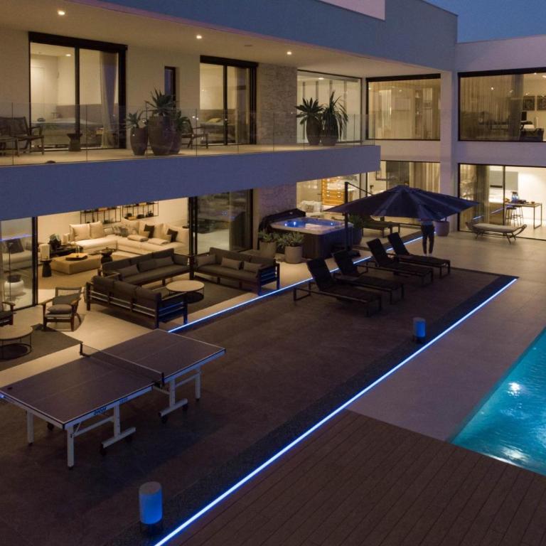 Villa Rabella - 5BR Luxury Seaviews Amenities - Villa - 9