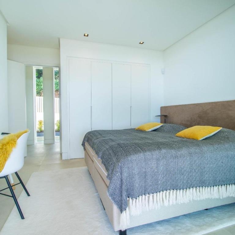 Villa Rabella - 5BR Luxury Seaviews Amenities - Villa - 23
