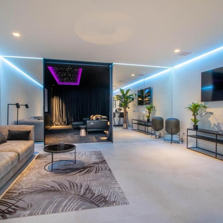 Villa Rabella - 5BR Luxury Seaviews Amenities - Villa - 31