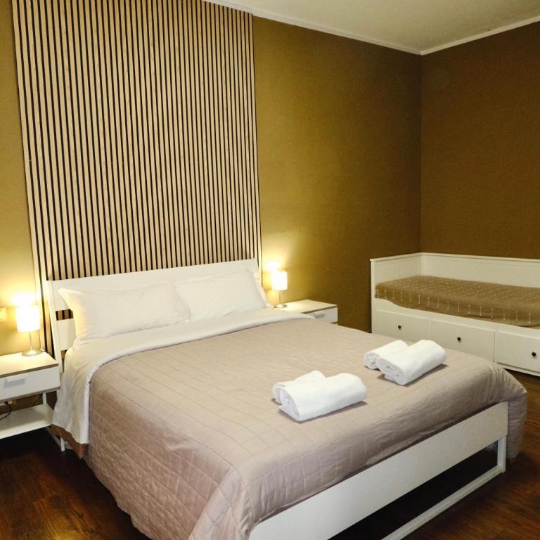 Bergamoincity - Camera Matrimoniale/Doppia con Letti Singoli con Bagno Privato - 1