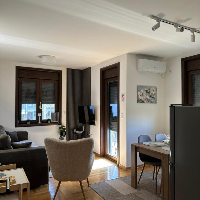 Dea Lux - Apartman sa 1 Spavaćom Sobom - 3