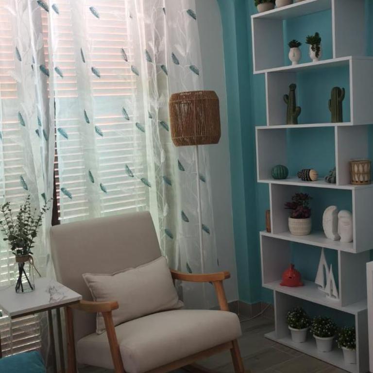 Beautiful house with ocean views - Three-Bedroom Chalet - 13
