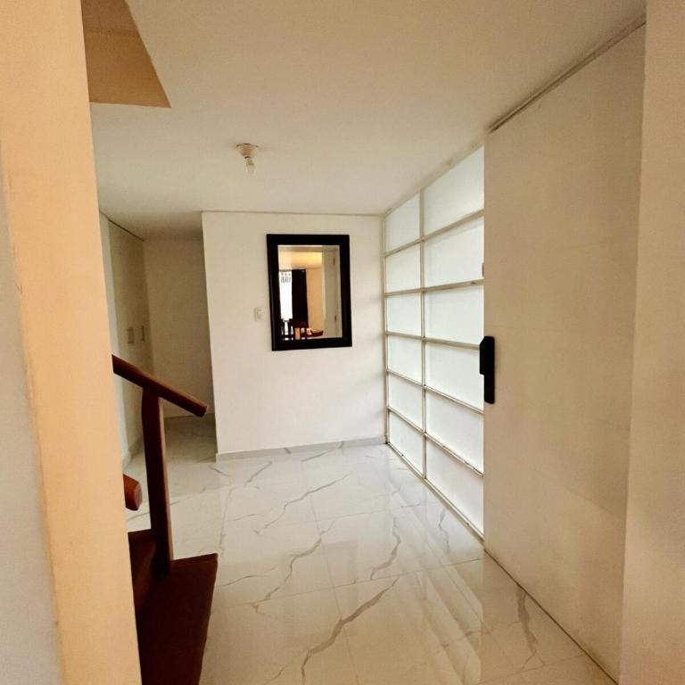 Linda casa de 2 pisos en la mejor zona de Arequipa - Casa con 1 dormitorio - 19