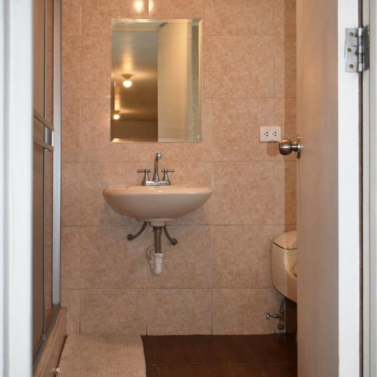 Linda casa de 2 pisos en la mejor zona de Arequipa - Casa con 1 dormitorio - 27