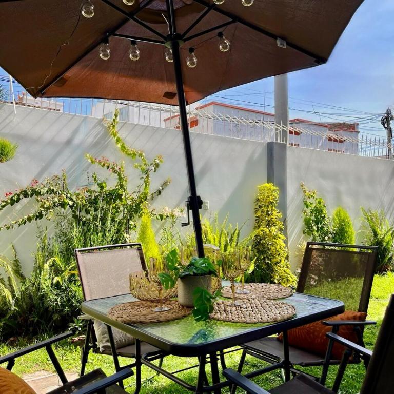 Linda casa de 2 pisos en la mejor zona de Arequipa - Casa con 1 dormitorio - 38