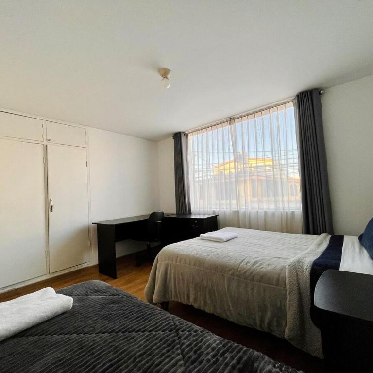 Linda casa de 2 pisos en la mejor zona de Arequipa - Casa con 1 dormitorio - 56