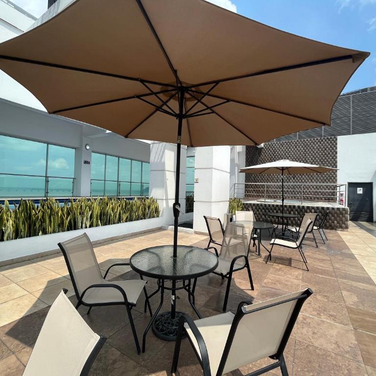 Large apartment in Puerto Santa Ana with parking - Apartamento de 2 dormitorios - 12