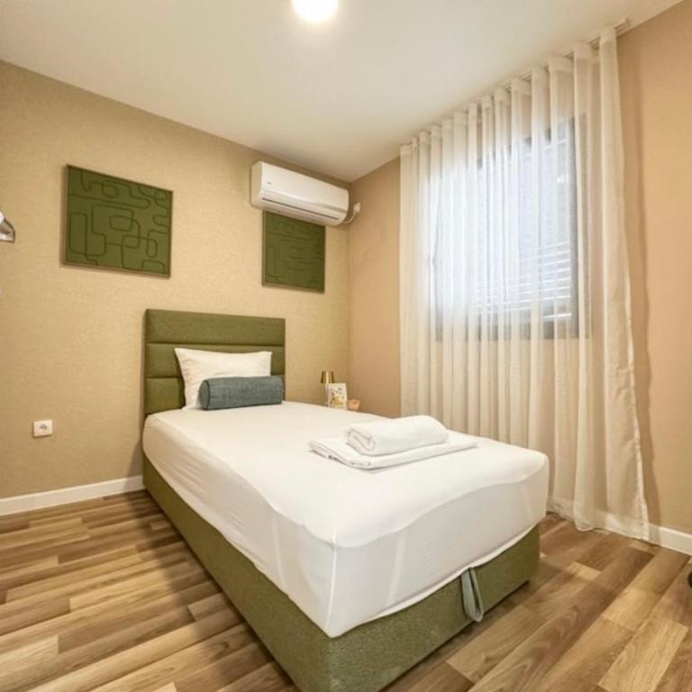 Dukley Family Home Near Podgorica Center - Three-Bedroom Apartment - 4