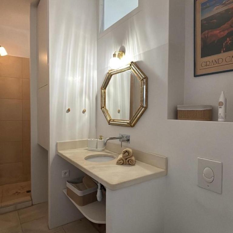 Appartement au cœur de la vieille ville - Apartment mit 1 Schlafzimmer - 8