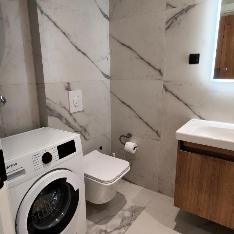 Becici residance pool and sauna - One-Bedroom Apartment - 8