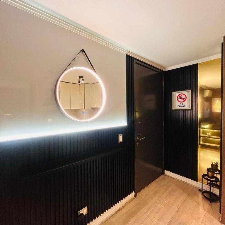 Exclusive and Secure Apartment Parque Arauco Las Condes - Apartment with Balcony - 8