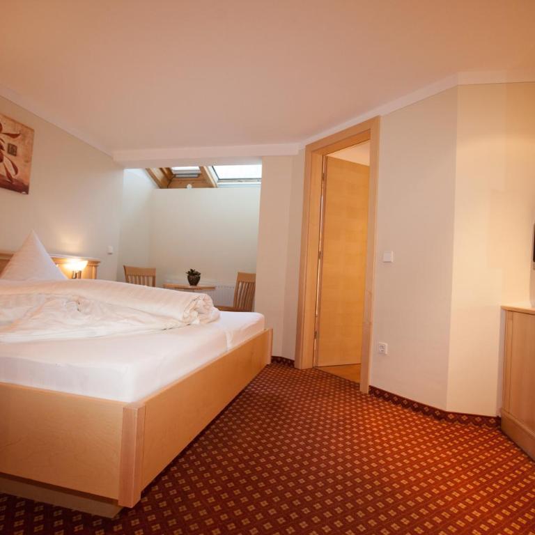 Piz Arina - Doppelzimmer - Untergeschoss - 2