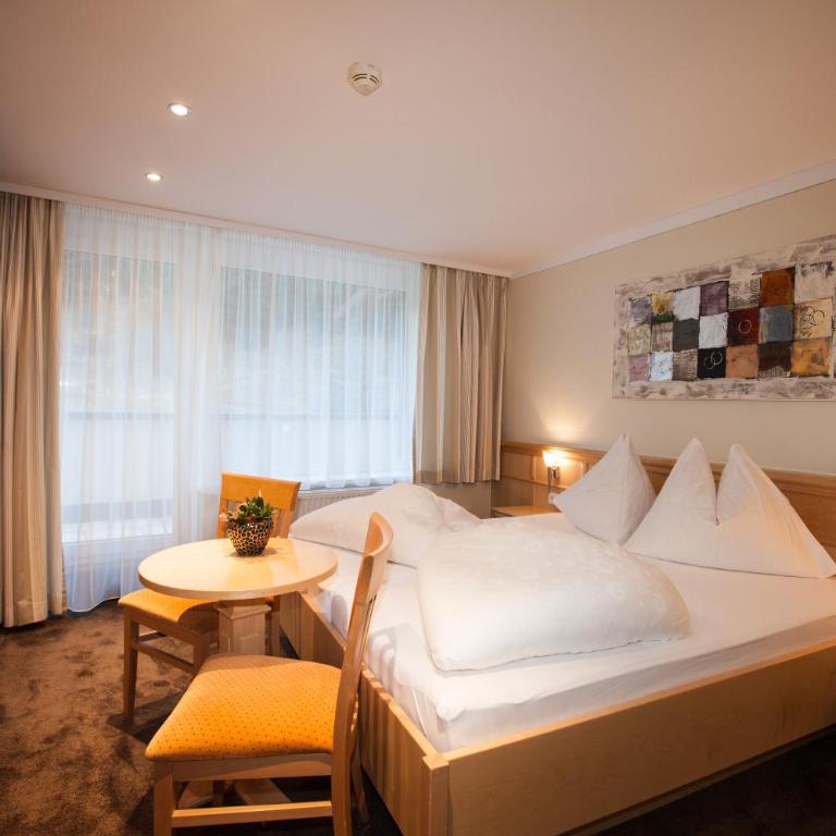 Piz Arina - Doppelzimmer - 1