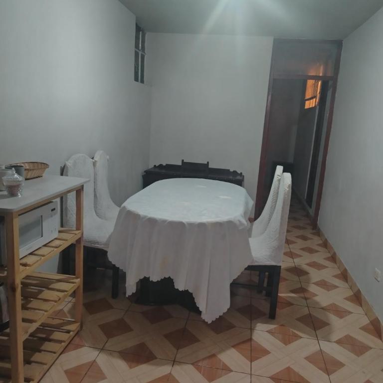 Hotel Monark AQP - Comfort Quadruple Room - 4