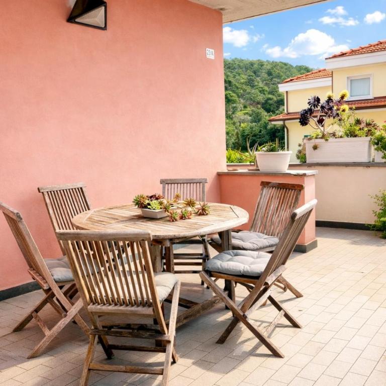 Belvedere sul Golfo, D&D Deluxe, Near Lerici and Cinque Terre Jacuzzi Seaview AC - Casa con 2 Camere da Letto - 30