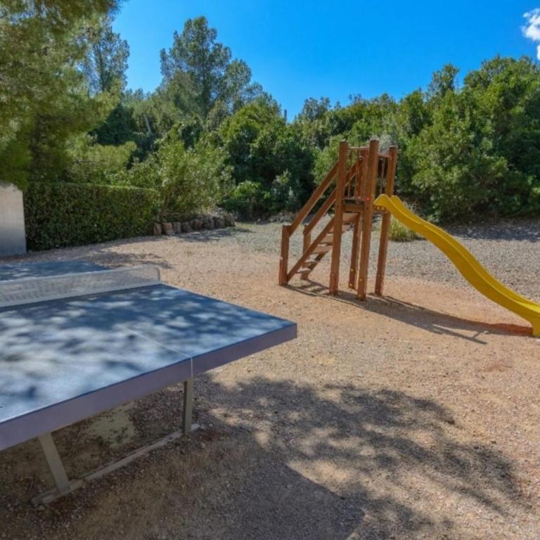 Frente al mar, piscina, playa tranquila - Apartamento de 1 dormitorio - 19