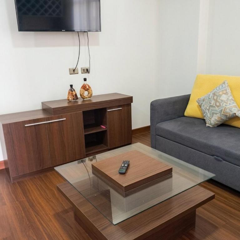 Con vistas a la ciudad en piso 9 - Muyurina - Apartamento de 2 dormitorios - 12