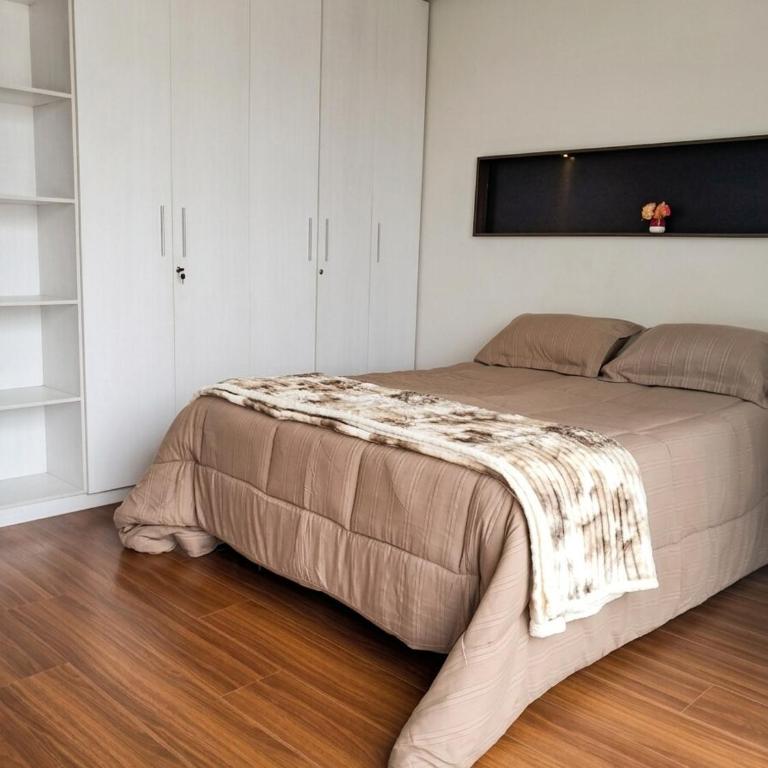 Con vistas a la ciudad en piso 9 - Muyurina - Apartamento de 2 dormitorios - 20