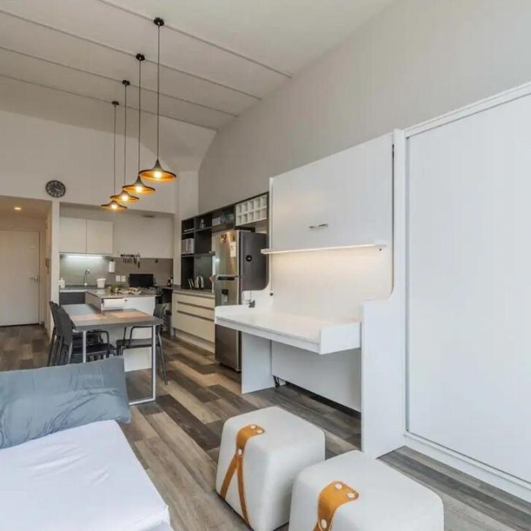 Modern loft with pool and gym, Opposite the MAM - One-Bedroom Apartment - 1