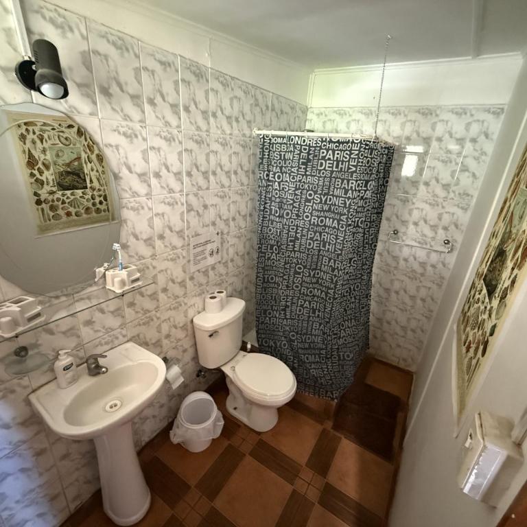 Hostal Vaihere - Single Room with Shared Bathroom - 5