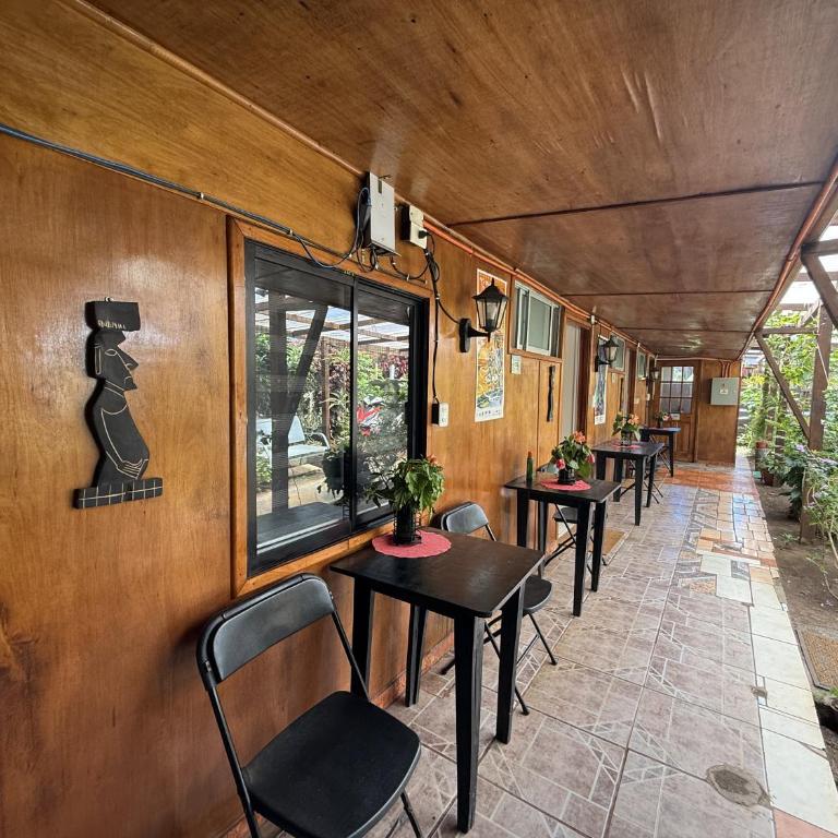 Hostal Vaihere - Double Room with Private Bathroom - 6