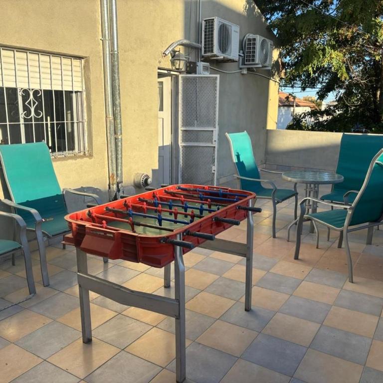 Amplio Depto 3 dormitorios hasta 7 huéspedes, Familias y Corporativos, garage privado, Terraza con Parrilla "Stay Neuquen" - Apartamento de 3 dormitorios - Planta Alta - 42