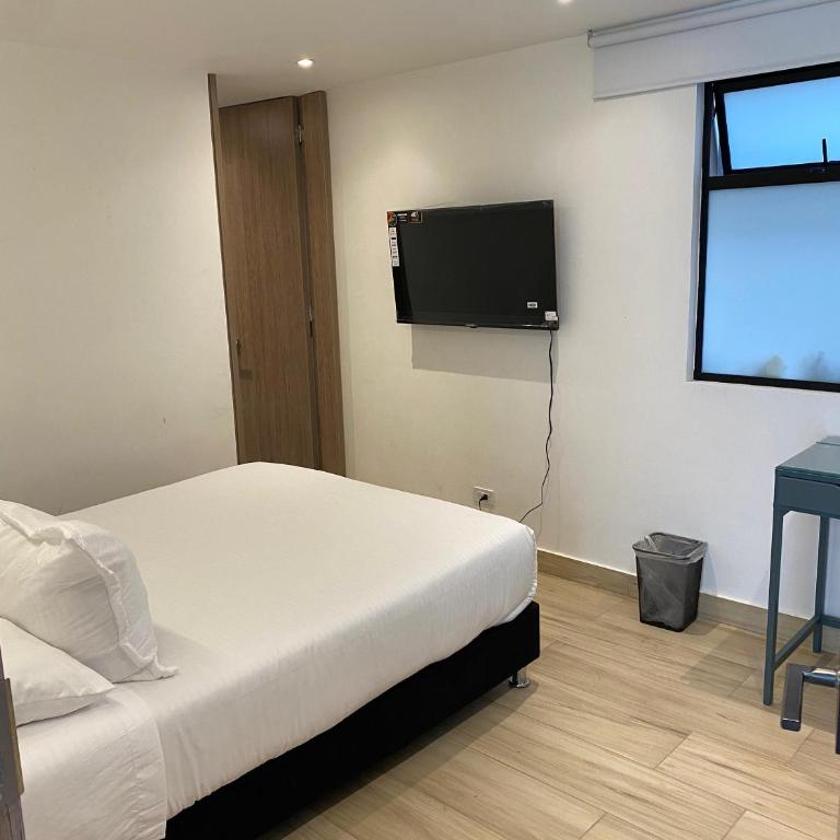 Eurolan 72 - Habitación Doble con baño privado - 9