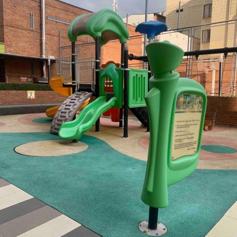Comodo Apto 2Hab con Piscina, Gym y Balcón - Apartamento de 2 dormitorios - 28