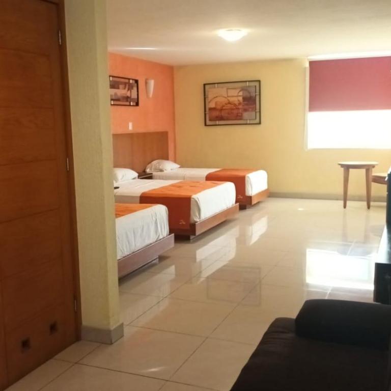 Hostalia Hotel Expo & Business Class - Family Room - 12