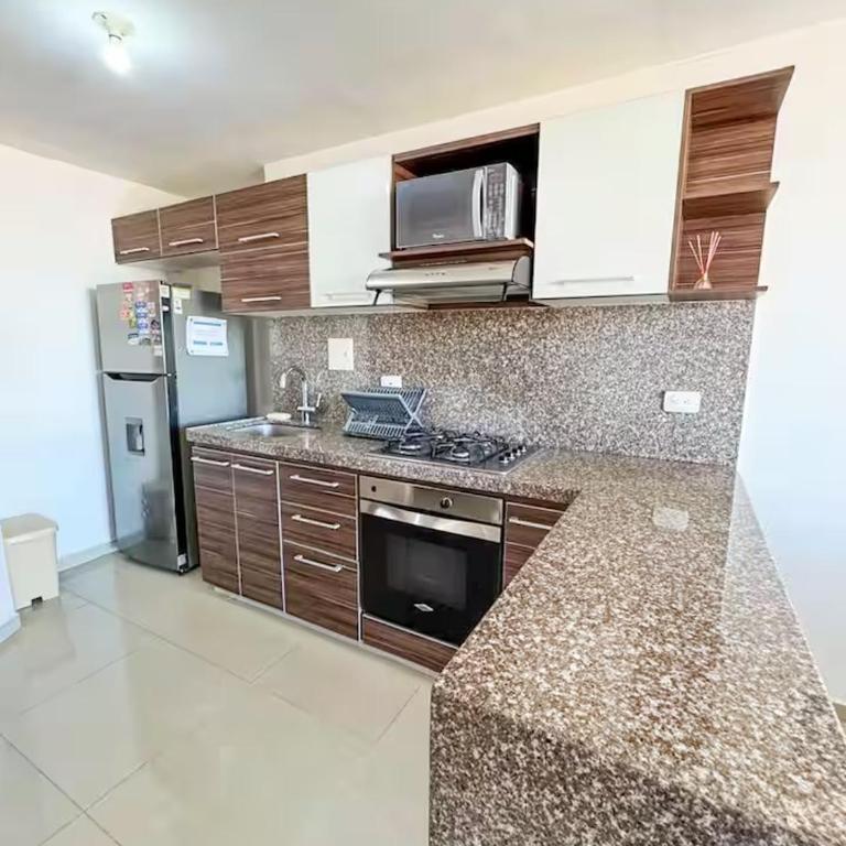 Piscina y Vista - Apto moderno con 2 hab y Aire Acondicionado - Apartamento de 2 dormitorios - 2