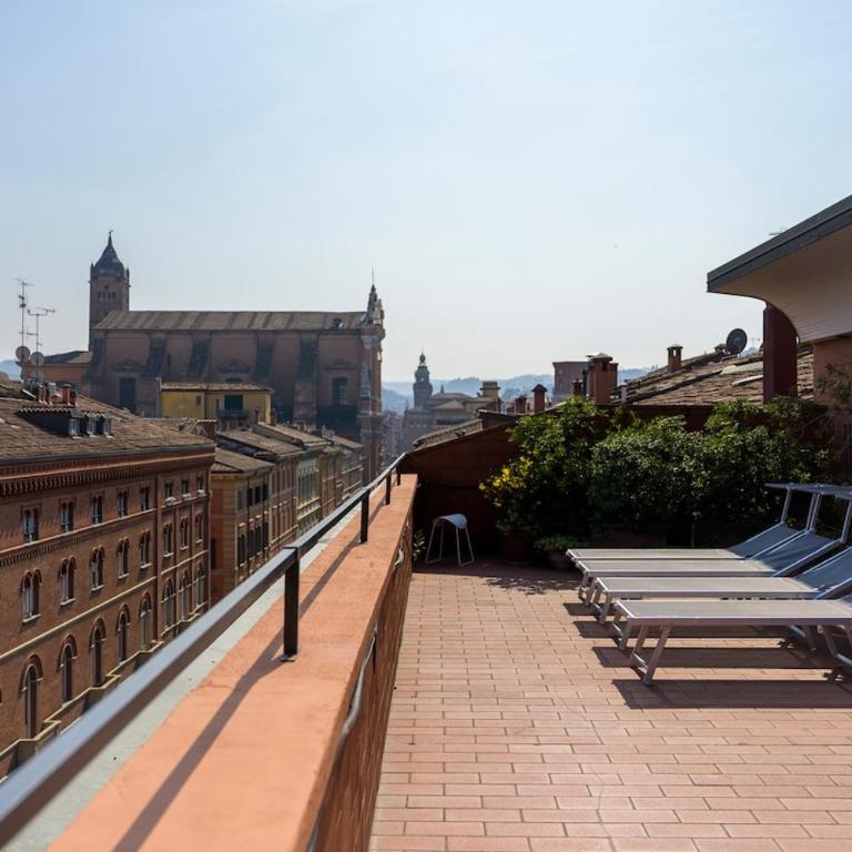 Top Floor - Bologna in your gaze - BeMyHost - One-Bedroom Apartment - 8