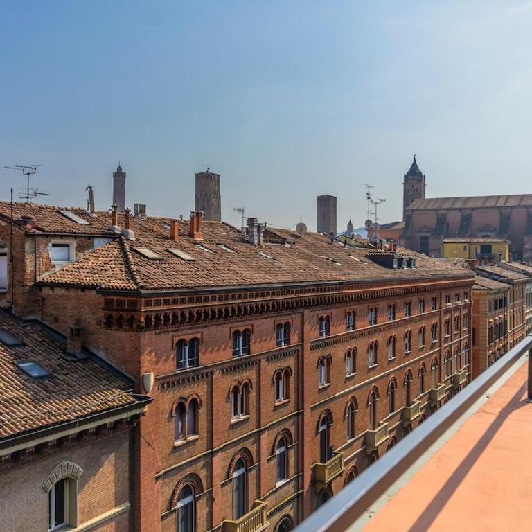 Top Floor - Bologna in your gaze - BeMyHost - One-Bedroom Apartment - 17
