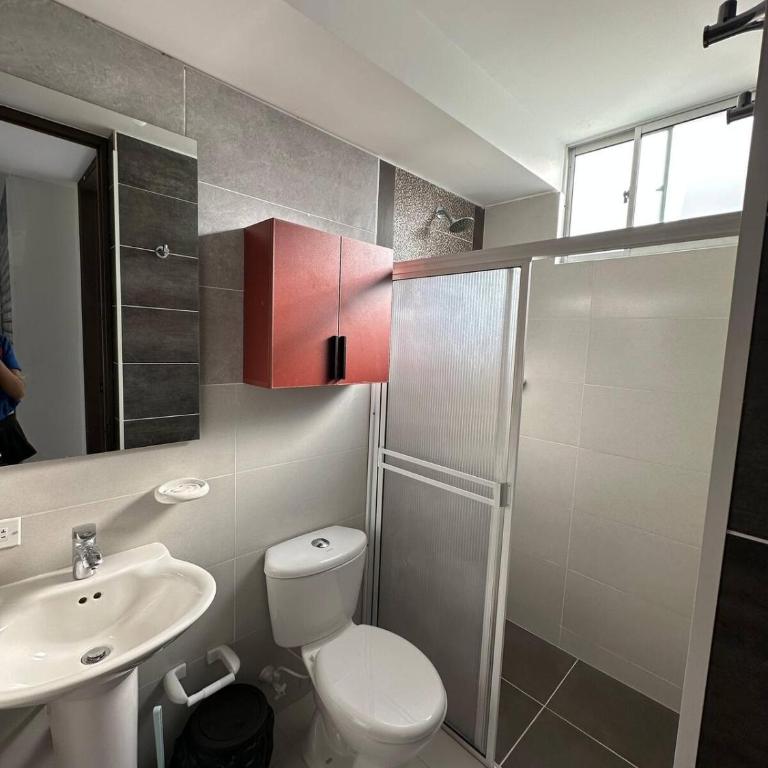 Amplio y moderno Apto de 3 hab con piscina y balcón - Apartamento de 3 dormitorios - 5