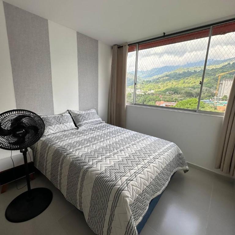 Amplio y moderno Apto de 3 hab con piscina y balcón - Apartamento de 3 dormitorios - 12