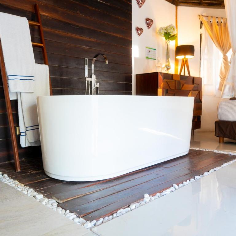 Cabañas Luxury con Lagoon Club - Adults Only - Habitación Doble Deluxe con bañera - 18