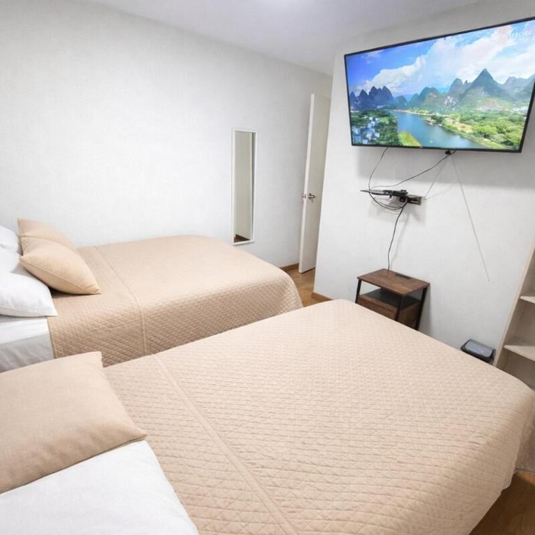 Amplio departamento en Lima - Two-Bedroom Apartment - 10