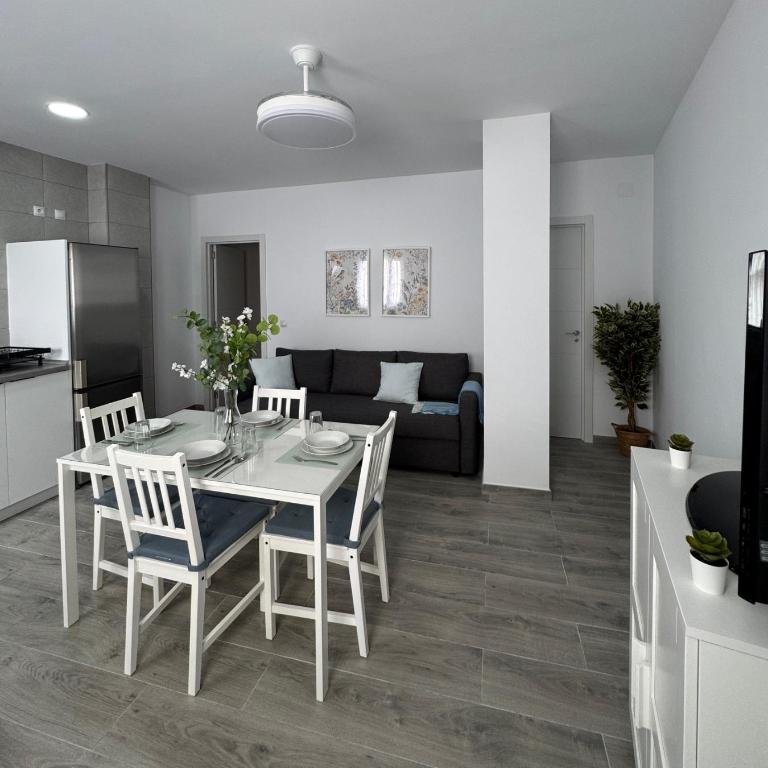 Apartamento El Jilguero - A 500m de la playa en El Palo - Apartamento de 1 dormitorio - 2