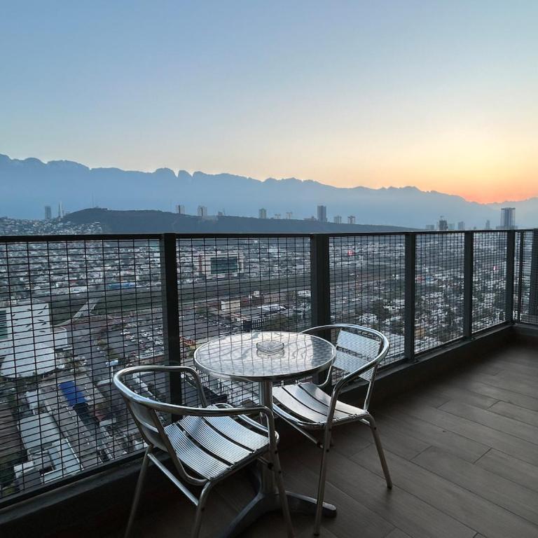 Modern and Well-Located Two-Story Penthouse in La Purísima - Apartment - 1
