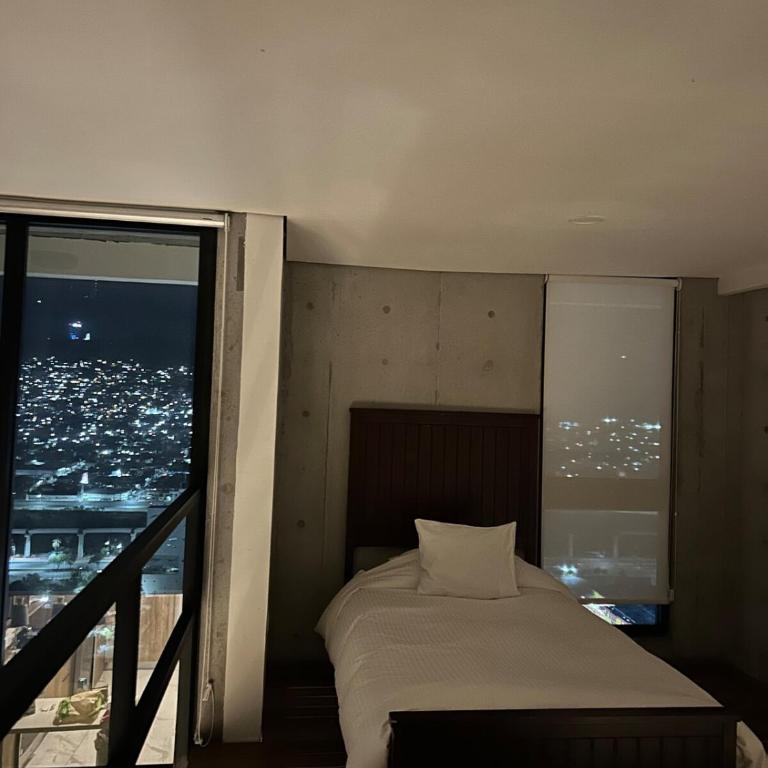 Modern and Well-Located Two-Story Penthouse in La Purísima - Apartment - 13