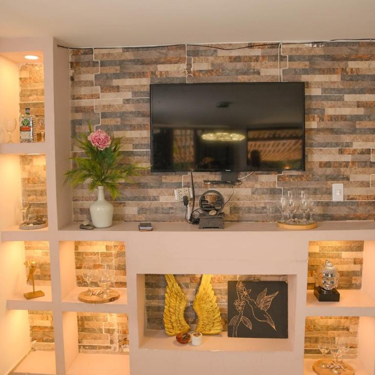 Beautiful home overlooking Medellín - Apartamento - 4