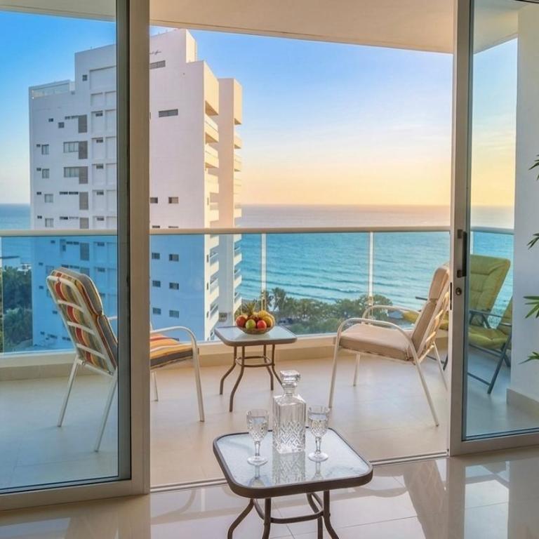 Apartamento con vista directa al mar en Reserva del Mar - Balcón, playa privada y piscinas tipo resort - Apartamento con balcón - 1