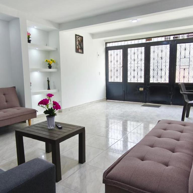 Designer Home, Comfort and Style - Casa de 4 dormitorios - 1