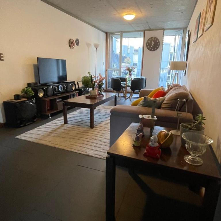 Departamento completo en el corazón de Cerro Alegre - Two-Bedroom Apartment - 7