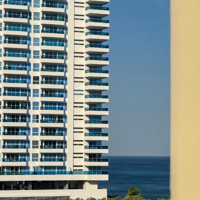 Exclusivo Apartasuites Reserva del Mar 2 Playa Salguero - Suite Apartment - 31