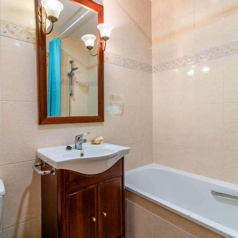 Appartement charmant avec parking - 4 pers. - FR-1-2-449 - Appartement - 9