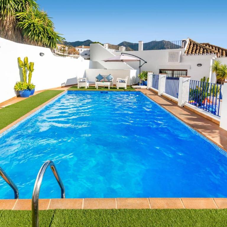 Villa Tamisa by Villa Plus - Villa - 25