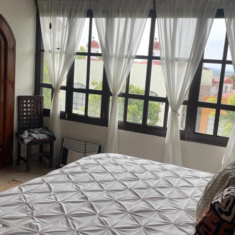 Casa ELM in San Miguel de Allende - King Suite with Balcony - 3