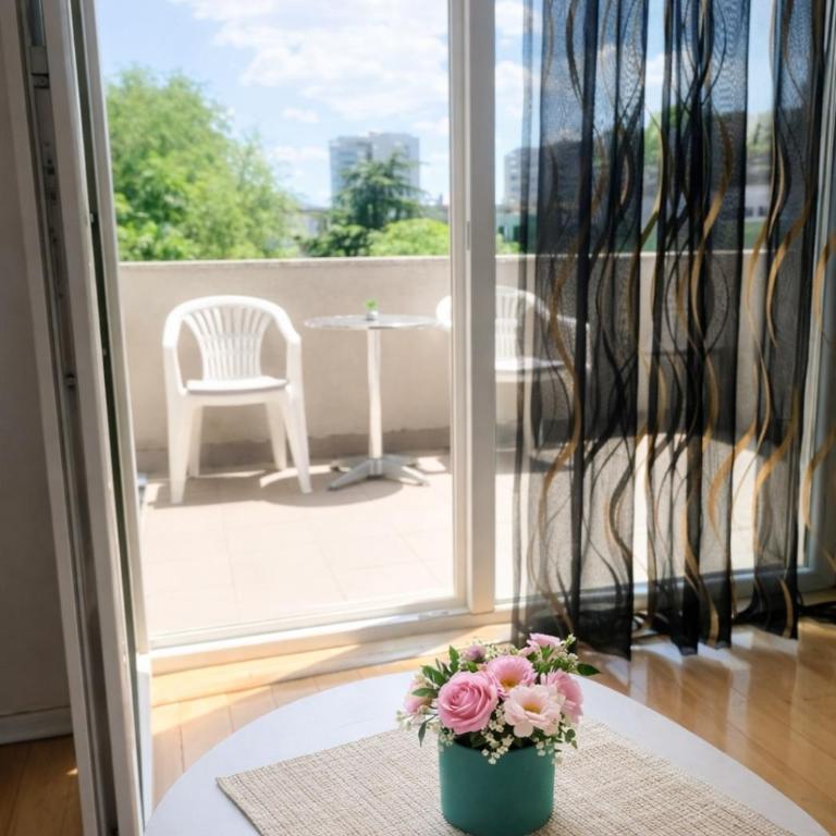 City Nora Mostar - One-Bedroom Apartment - 3