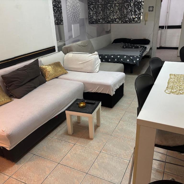 Low cost studio underground - One-Bedroom Apartment - 7